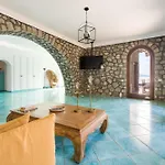 - La Torre Villa Massa Lubrense